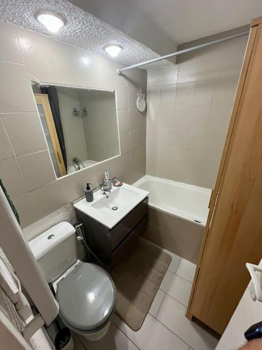 Charmant Appartement 2 Pieces En Plein Centre Ville Historique 普罗旺斯地区艾克斯 外观 照片